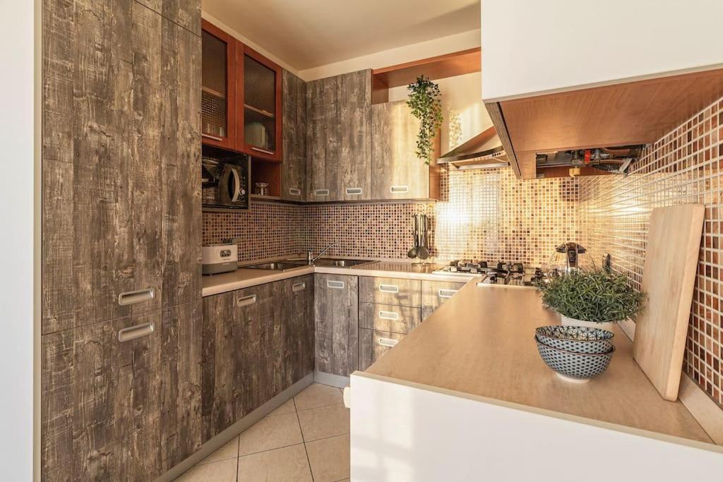 Appartamento Bellavista Con Ac E Posto Auto A Brunate Como Exterior photo